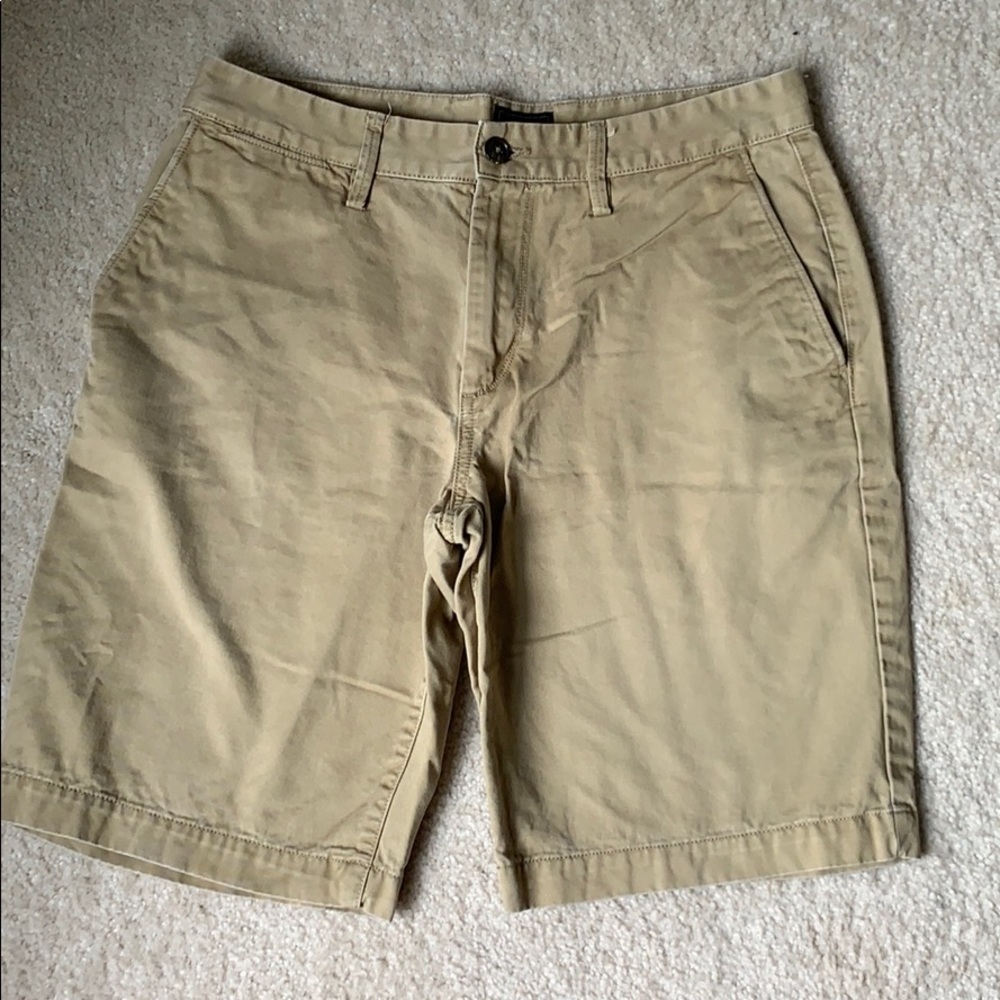 Men’s Khaki Shorts - Picture 2 of 4